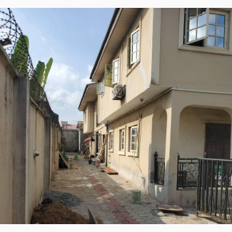 3bdrm Block of Flats in Magodo Estate for rent