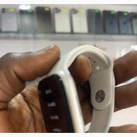 Apple Watch Series 7, 4
