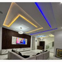 1 Bedroom Luxury Apartment with Balcony and Terrace
