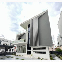 Luxurious 6 Bedroom Duplex in Magodo Phase 2 GRA for Rent
