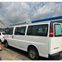 GMC Savana 2004 White