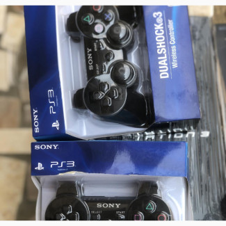 Playstation 3 - Direct Import, 2 Wireless Controllers, 7 Games Installed