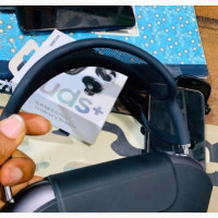 Used-Very-Clean-Airpods Max