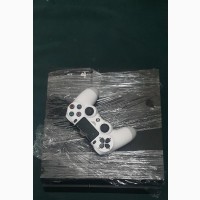 PS4 Console + Fifa23 + Accessories - Best Deal