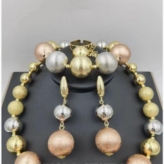 Cute and Romantic Italian Gold-Toned African Bead Jewelry Set by Dream of Judy