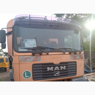 Man Garbage Compactor Truck