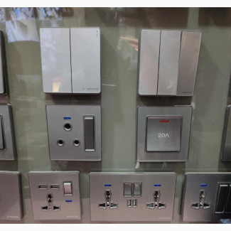 Uk Bolton Switch and Socket