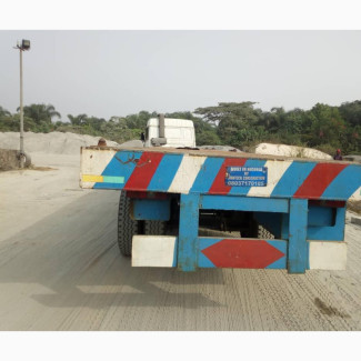 Flat Bed Truck Available for Haulage Services