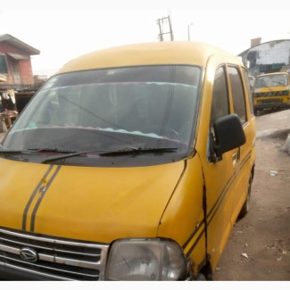 Daihatsu Hijet 2007 Yellow