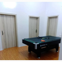 Brand New Laminated Wooden Floor (Royale R341)