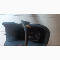 Jole Baby Car Seat/Carrier - Neatly Used