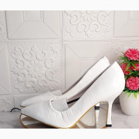 White Court Shoe
