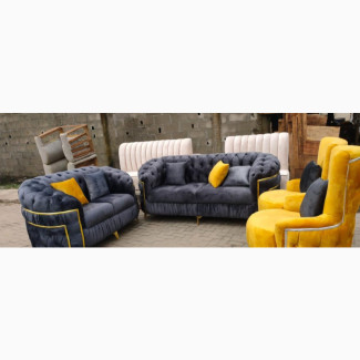 Complete Set of 7 Seaters Upholstery Padded Chairs