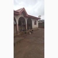 3bdrm Block of Flats in Gboleku Estate, Alakia for Sale