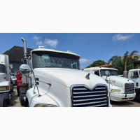 Mack Vision Trailer Head Double Axle