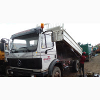 Mercedes 1722 Tipper With Axillary