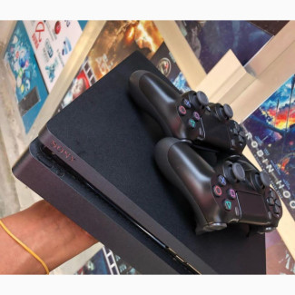 Uk Used Ps4 Slim With 2 Pads And Accessories - Game Consoles