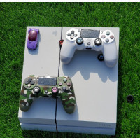 PS4, 1 Pad Installed Games