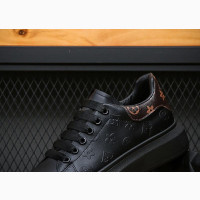 Trendy Unisex Sneakers - Classy and Stylish Footwear