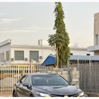 Toyota Camry XSE FWD (2.5L 4cyl 8AM) 2018 Gray