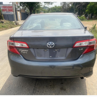 Toyota Camry 2014 Gray