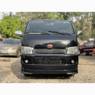 Toyota HiAce 2014 Black