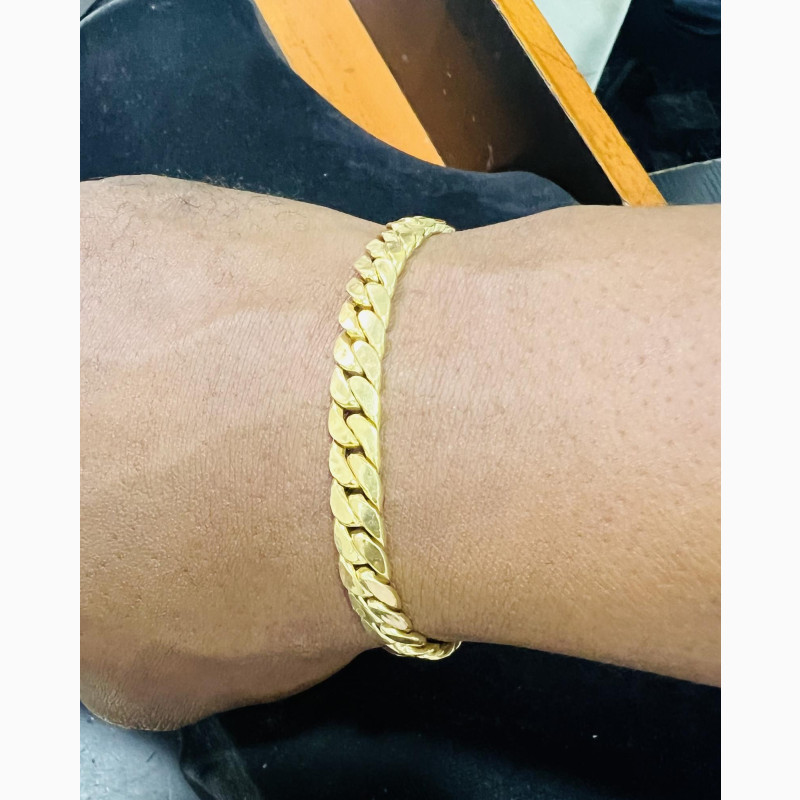 Фото 1/2. ITALY 750 Tested 18karat Solid Gold Bracelet Small Cuban Des