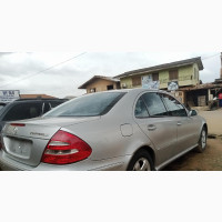 Mercedes-Benz E200 2004 Silver