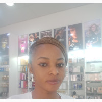 Experienced Cashier/Sales Representative Available