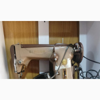 Singer Sewing Machine - Multiple Stitches, German Made