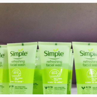 Simple Refreshing Facial Wash 50ml