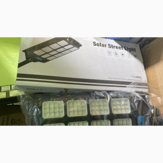 12 Eyes Street Solar Lighting With Panel Surface