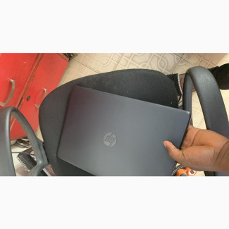 Laptop HP 15-Dw1197nia 4GB Intel Core I5 HDD 500GB