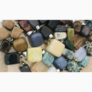 Natural Stone/Crystal Pendants