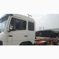 Mercedes-Benz 1117 Cap and Chassis 24ft Long