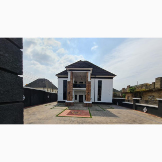 5 Bedrooms Fully Detached
