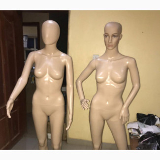 G6 Plastic Skin Colour Female Mannequin Display