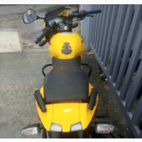 Bajaj Avenger 220 Street 2020 Yellow