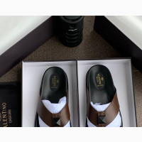 Gucci Slippers - Stylish and Durable
