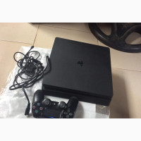 Clean Playstation 4 Slim+Controller