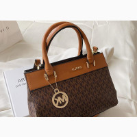 Brand New Michael Kors Women#039;s Handbag - Classy and Stylish