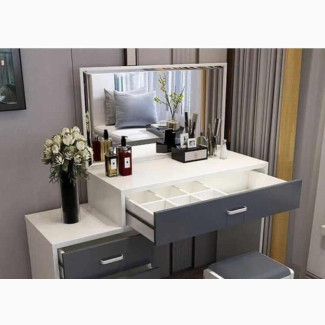 Mirror Stand