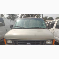 Ford E350 2006 Green