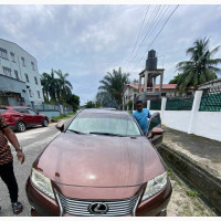 Lexus ES 2013 Brown