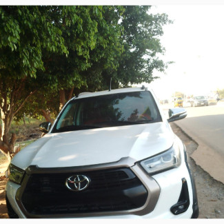 2022 Toyota Hilux White