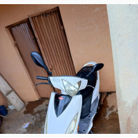 Kymco 2018 White