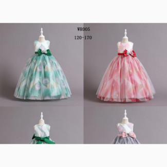 Stunning UK Ball Gowns for Girls