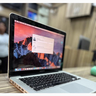 Laptop Apple MacBook Pro 2011 4GB Intel Core I7 HDD+SSD 1T