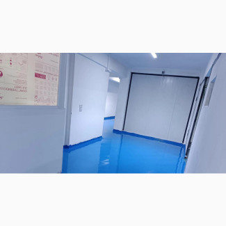 Junky Glossy Epoxy Floor