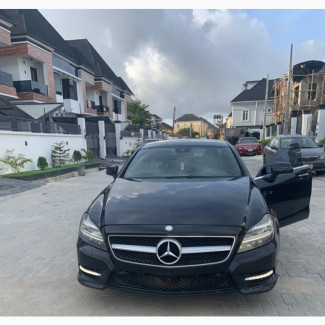 Mercedes-Benz CLS 2012 Black
